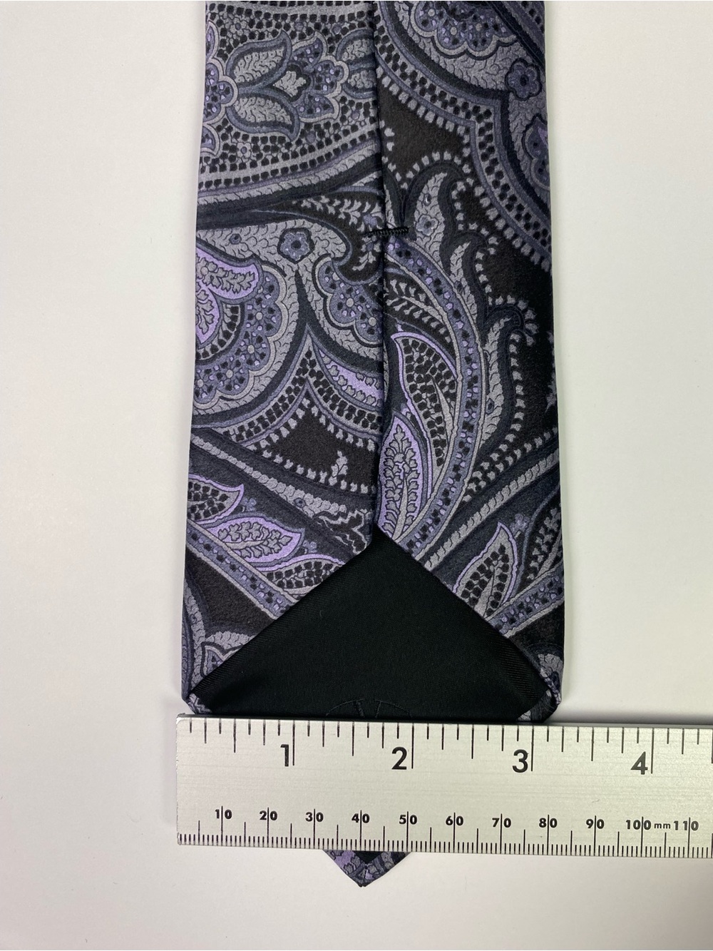 Valentino Necktie Tie Mens Black Silver Purple Paisley Silk Designer Italy - Picture 5 of 5